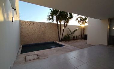 Casa en RENTA, 4 habitaciones en Altabrisa