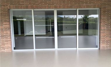 Se vende casa campestre en Quimbaya