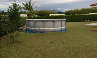Se vende casa campestre en Quimbaya