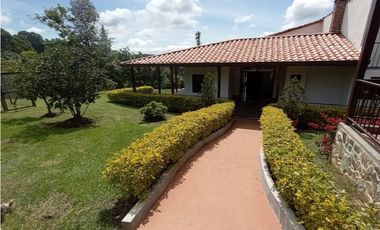 Arriendo casa campestre de 5 alcobas en Guarne