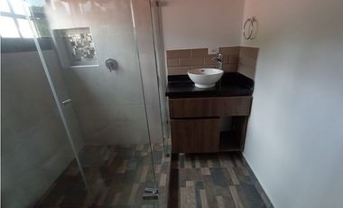 Arriendo casa campestre de 5 alcobas en Guarne