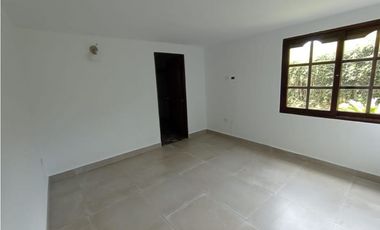 Arriendo casa campestre de 5 alcobas en Guarne