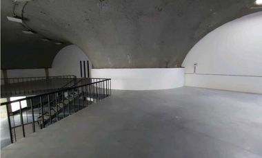 Alquiler Oficina Poblado milla oro