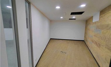 Alquiler Oficina Poblado milla oro