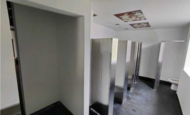 Alquiler Oficina Poblado milla oro