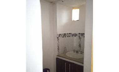Casa de primer piso con garaje en Marinilla barrio bella Vista