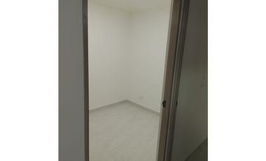 se venden 2  apartamentos en 1 en itagui santa maria