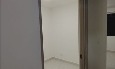 se venden 2  apartamentos en 1 en itagui santa maria