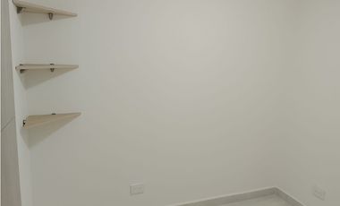 se venden 2  apartamentos en 1 en itagui santa maria