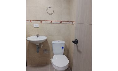 se venden 2  apartamentos en 1 en itagui santa maria