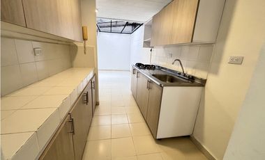 ARRIENDO CASA EN SABANETA - ALTO DE LAS FLORES