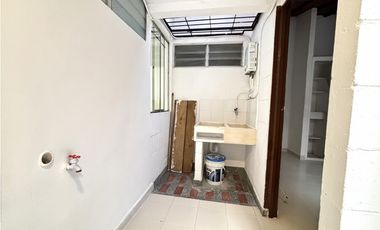 ARRIENDO CASA EN SABANETA - ALTO DE LAS FLORES