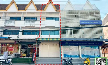 3 Bedroom Townhouse for sale in Tha It, Uttaradit