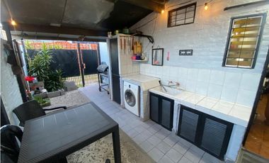 PH de 3 amb., Merlo al 2500 Castelar Norte APTO CRÉDITO
