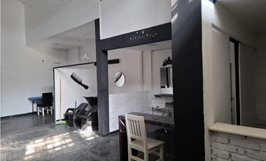 Local comercial en Galeria centrica, Ituzaingó Norte