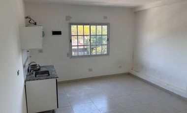 Monoambiente en alquiler en Merlo Sur