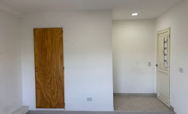 Monoambiente en alquiler en Merlo Sur
