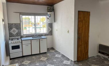 Departamento en alquiler en Merlo Sur