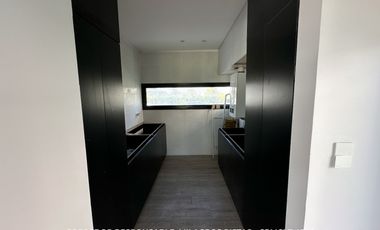 Casa 5 ambientes 269 m² en alquiler con cochera en Terralagos - Canning