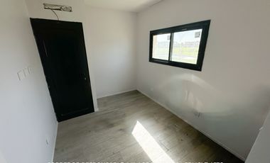 Casa 5 ambientes 269 m² en alquiler con cochera en Terralagos - Canning