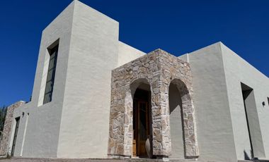 CASA 4 DORMITORIOS EN VENTA EN B LA CARMELINA