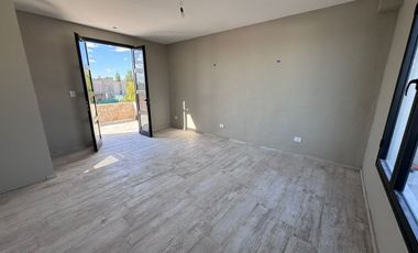 ALQUILER DE CASA 4 HABITACIONES B  LA CARMELINA