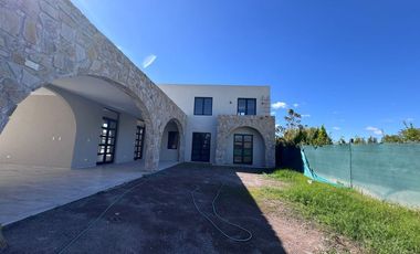 ALQUILER DE CASA 4 HABITACIONES B  LA CARMELINA