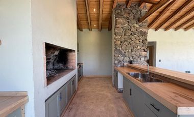 Casa en Venta - Agua del Durazno - La Carrera