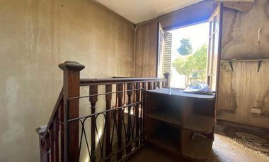 Casa VENTA Estilo ingles refaccionar APTA CREDITO