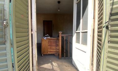 Casa VENTA Estilo ingles refaccionar APTA CREDITO