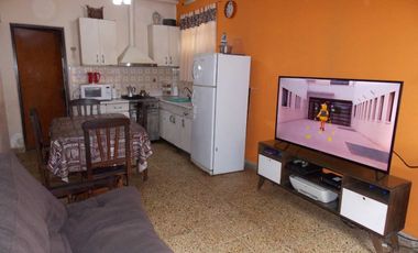 CASA VENTA 3 AMBIENTES GARAGE/LOCAL - LOMAS ZAMORA