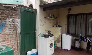 CASA VENTA 3 AMBIENTES GARAGE/LOCAL - LOMAS ZAMORA