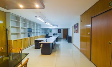 ALQUILER OFICINA PREMIUM TRIBUNALES  PLAZA LAVALLE