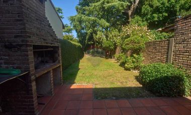VENTA DUPLEX 3 AMB CON PARQUE Y COCHERA, EZPELETA