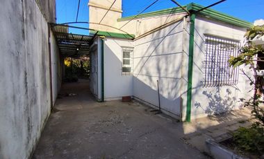 VENTA/ CASA / SERVICIOS / VILLA DOMINGA