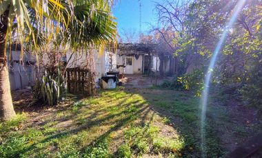 VENTA/ CASA / SERVICIOS / VILLA DOMINGA