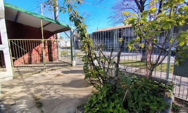 VENTA/ CASA / SERVICIOS / VILLA DOMINGA