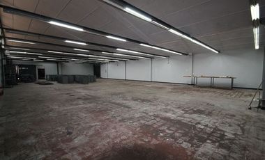 Industrial en Arriendo en Las Dalias con Los Avellanos