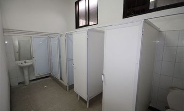 Bodega en Arriendo en Las Dalias con Los Avellanos