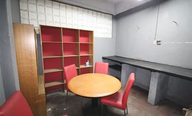 Bodega en Arriendo en Las Dalias con Los Avellanos
