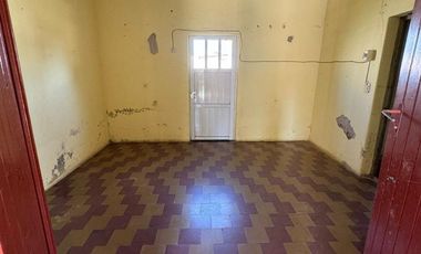 Venta casa antigüa con gran terreno - Humboldt