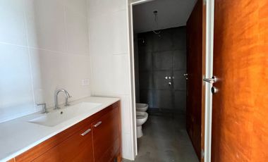 CASA EN VENTA LOBOS 3 DORMITORIOS LA FEDERALA
