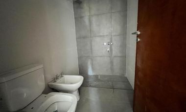 CASA EN VENTA LOBOS 3 DORMITORIOS LA FEDERALA