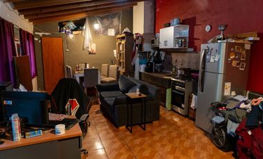 VENTA CASA 6 AMB EN LOTE 1116M2 - ADOLFO SOURDEUX