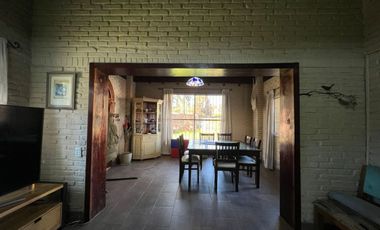 VENTA CASA 6 AMB EN LOTE 1116M2 - ADOLFO SOURDEUX