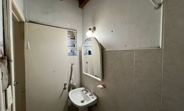 VENTA CASA 6 AMB EN LOTE 1116M2 - ADOLFO SOURDEUX