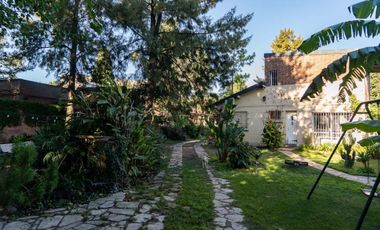 VENTA CASA 6 AMB EN LOTE 1116M2 - ADOLFO SOURDEUX