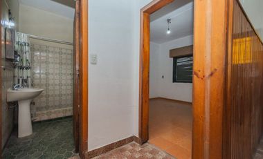 VENTA CASA 3 AMBIENTES GUERNICA LOTE PROPIO 10 X30