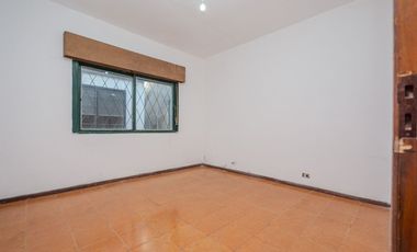 VENTA CASA 3 AMBIENTES GUERNICA LOTE PROPIO 10 X30