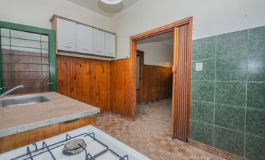 VENTA CASA 3 AMBIENTES GUERNICA LOTE PROPIO 10 X30